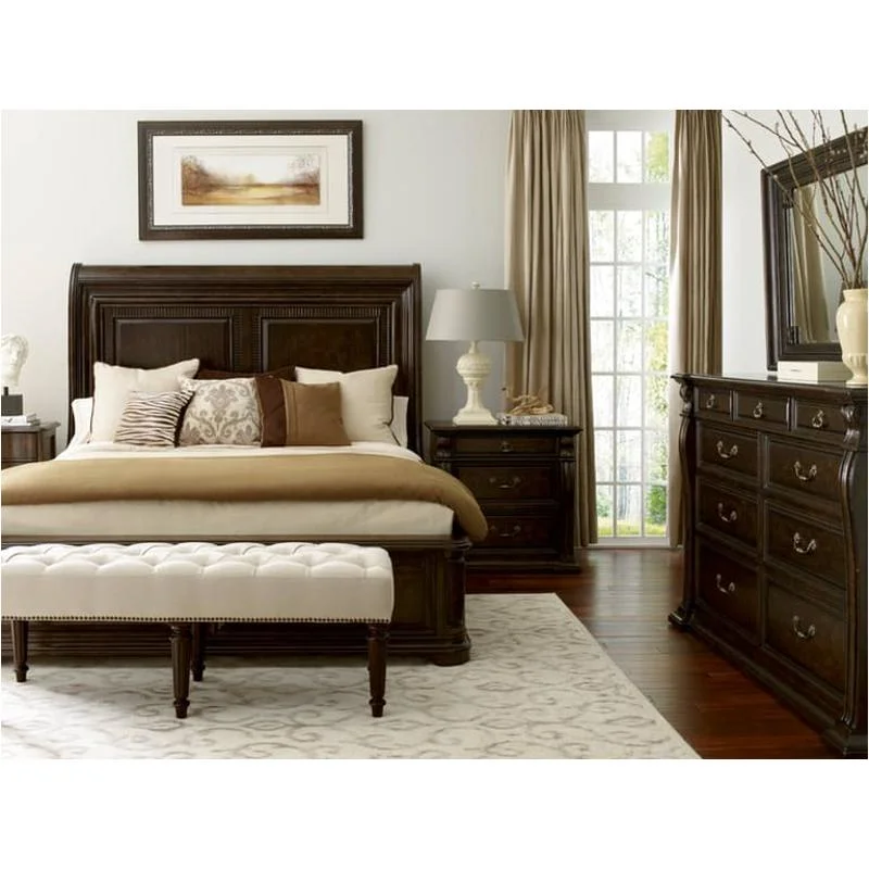 homelivingfurniture-120260616175325654188