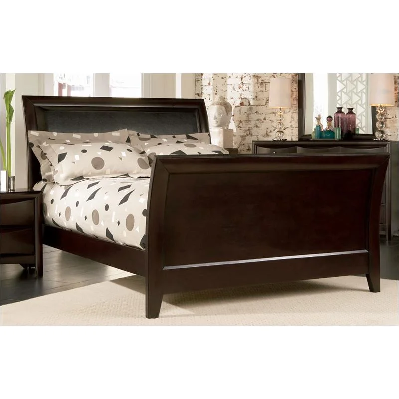 homelivingfurniture-120260617202046810558